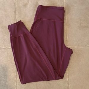 Lululemon 🍋 28” Align Joggers in Cassis sz. 10